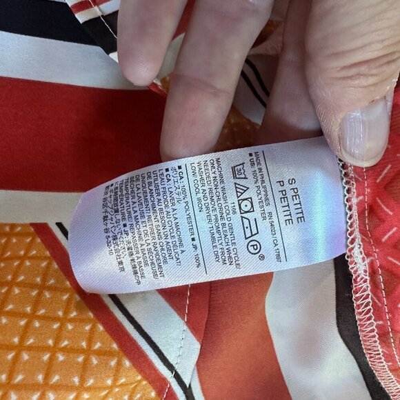 BANANA REPUBLIC Mixed Print Silky Satin Halter Top Size Small Petite - Picture 8 of 9